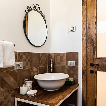 Casa 199 Bed and Breakfast Civo