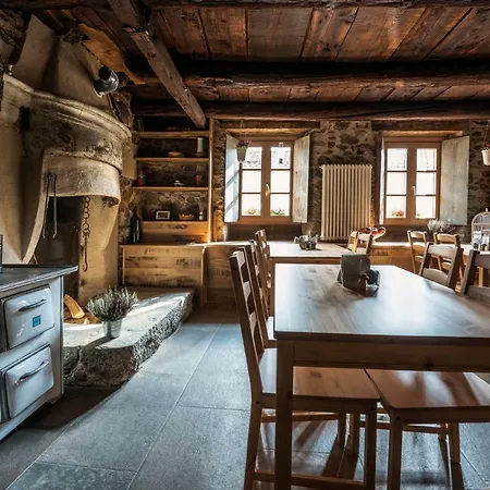 Casa 199 Bed and Breakfast Civo